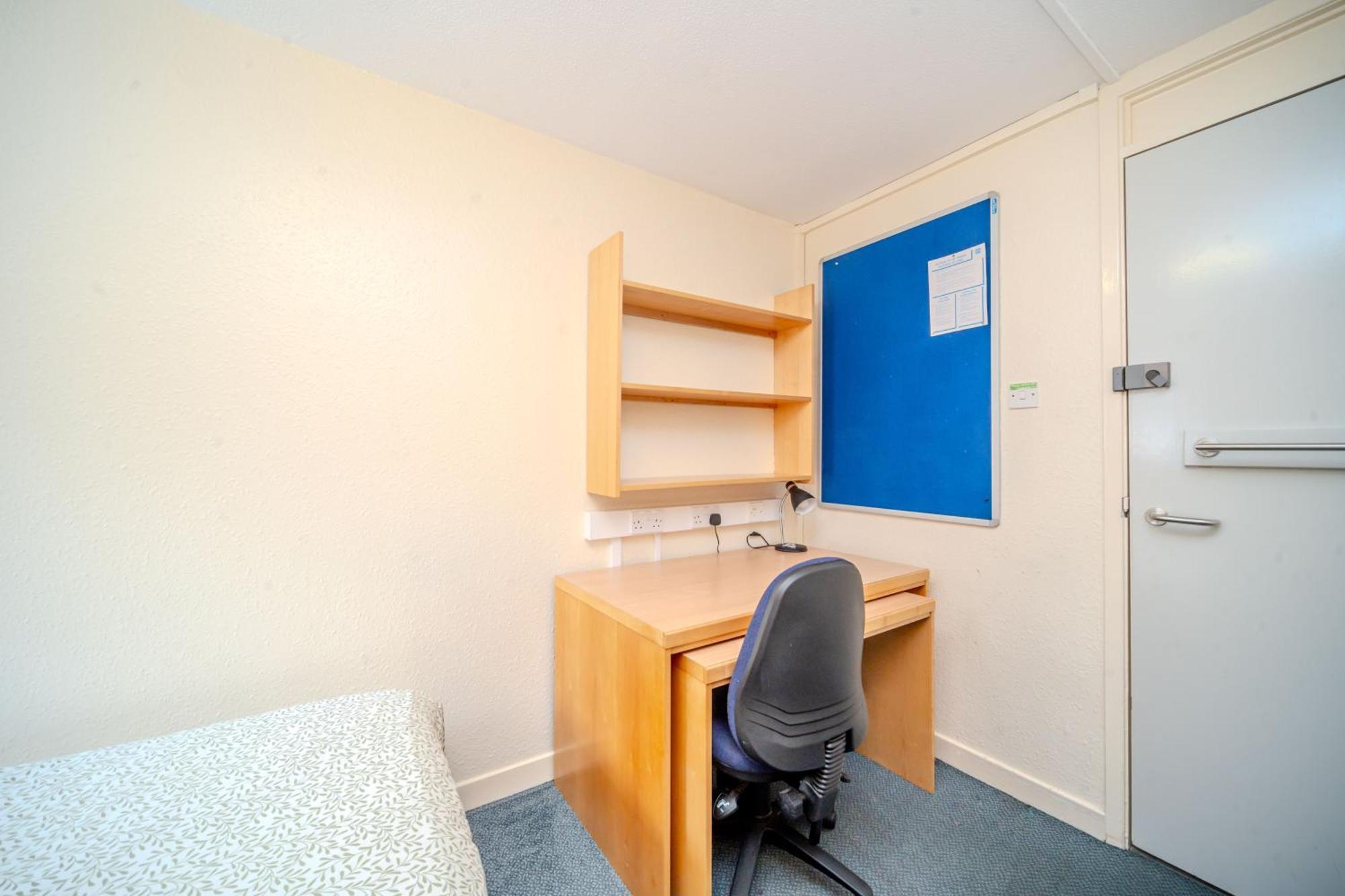Joivy Budget 4,5 And 6 Bed Private Flats, In Historic Old Town (Adults Only) Εδιμβούργο Εξωτερικό φωτογραφία