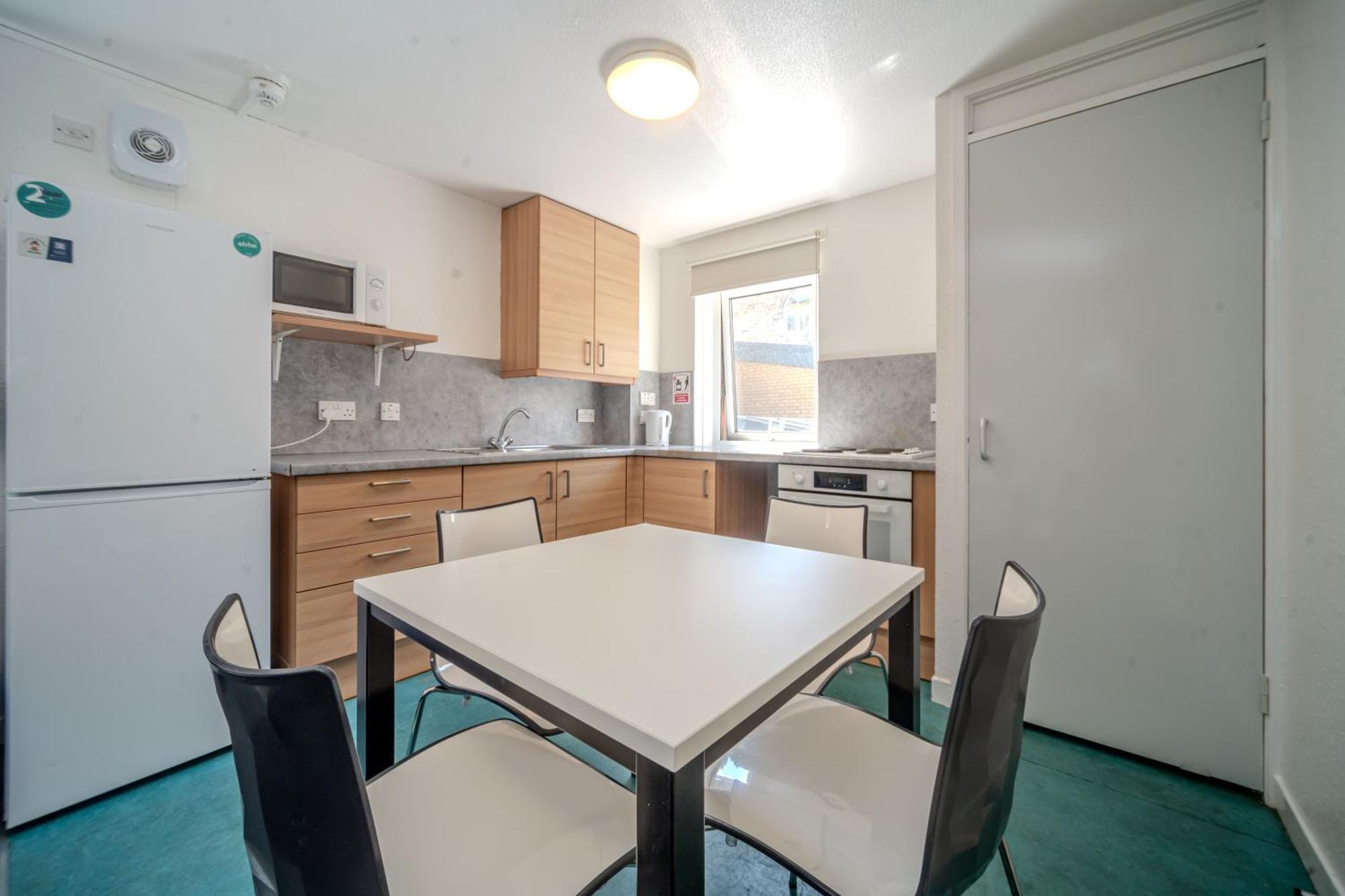 Joivy Budget 4,5 And 6 Bed Private Flats, In Historic Old Town (Adults Only) Εδιμβούργο Εξωτερικό φωτογραφία